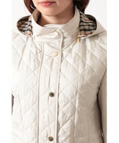 DAKS ライトウェイト フーデッドキルティングブルゾン