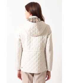 DAKS ライトウェイト フーデッドキルティングブルゾン