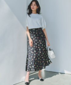 組曲 S 【先行予約】クラッシックフラワープリント フレアスカート