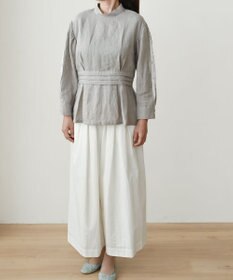 muuc 〈高品質ベルギーリネン100%〉〈通年着られる〉カットジャカード生地デザイン袖 クラシカルシルエットのブラウス