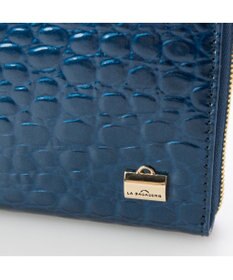 LA BAGAGERIE クロコ型押しエナメル 長財布（がま口）