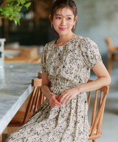 Tiaclasse 【袖が選べる・洗える】配色モノクロ花柄ワンピース