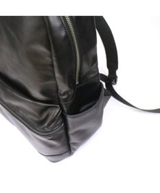 Regalo Felice 【本牛革 / 使いやすい機能が充実】バッグパック / REGALO
