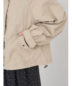 earth music&ecology スタンドフリルミリタリーブルゾン