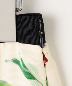 自由区 S 【洗える】ペイントタッチフラワープリント スカート