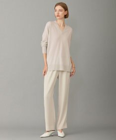 ICB 【洗える】コンパクトウール Vネックプルオーバー