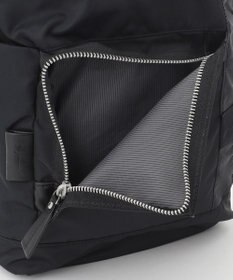 Y'SACCS 【Y'SACCS Gene Line】ヴァール バックパック