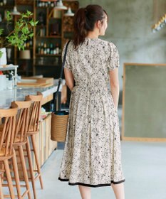 Tiaclasse 【袖が選べる・洗える】配色モノクロ花柄ワンピース