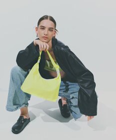 LeSportsac CRESCENT SHOULDER BAG/スペクテイターライムライト