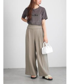 Te chichi フロッキープリントロゴTシャツ