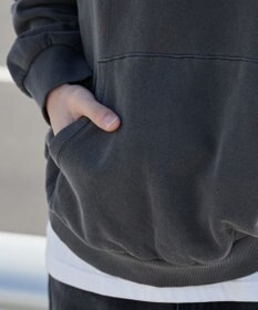 WEGO 【ユニセックス着用ITEM】ピグメントグラフィックプルパーカー