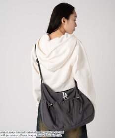 WEGO 【ユニセックス着用ITEM】別注MLBドロストポケットショルダー