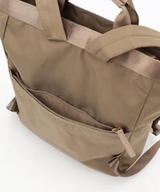 LA BAGAGERIE チャーム付き　ナイロンリュック