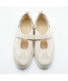 APOM ウォーターレジストメリージェーンスニーカー