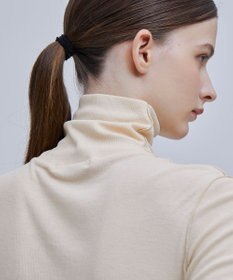 BEIGE， ROBERT / ハイネックトップス