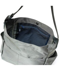 Regalo Felice 【撥水 / ポケットが7ヶ所も付いてる】ショルダー / REGALO