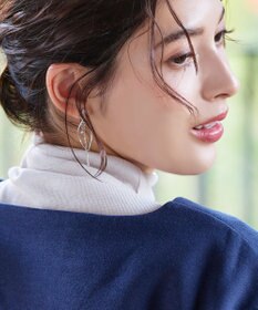 Tiaclasse ドロップバーピアス