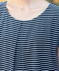 Tiaclasse 【洗える】 異素材を組み合わせたバックシャンカットチュニックブラウス