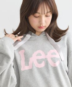 earth music&ecology Ｌｅｅ×ｅ．ｍ．ａ．ｅショート丈パーカー