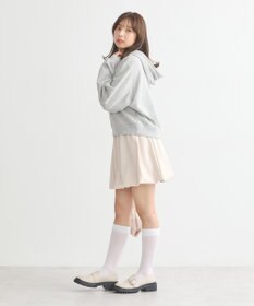 earth music&ecology Ｌｅｅ×ｅ．ｍ．ａ．ｅショート丈パーカー