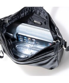 LA BAGAGERIE コーティングキャンバス ミニショルダーバッグ