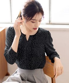 Tiaclasse 【洗える】大人上品な配色ピンタックブラウス