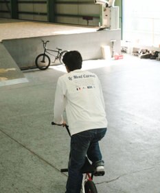 SHARE PARK MENS 【UVケア・吸水速乾・ストレッチ・軽量 】バックプリントTシャツ（L・XLサイズ）