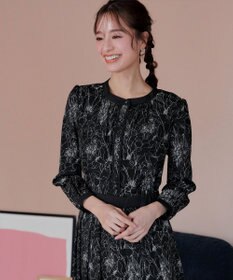 Tiaclasse L 【安田美沙子さん着用・新色/XSサイズ追加・洗える】フラワープリント配色ワンピース