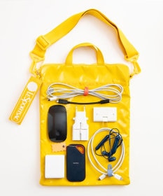 LeSportsac MOBILE SHOULDER BAG2/ヒトリップアラビアゴールド