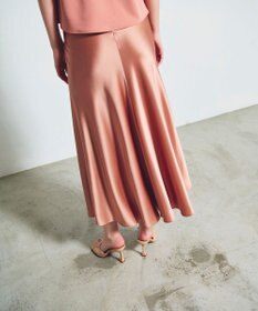 GRACE CONTINENTAL サテンバイアスロングスカート