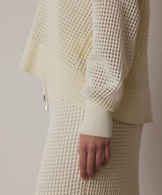 GRACE CONTINENTAL メッシュVネックニットトップ