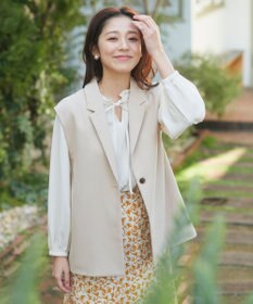 Feroux 【洗える】バックペプラム ジレ