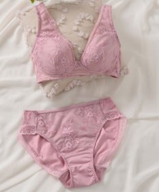 Wing 【マッチミーブラ ウェルアップ】 ノンワイヤーブラ つけていることを忘れるような着用感 日々のブラの締め付けから解放 KB2080 ウイング／ワコール