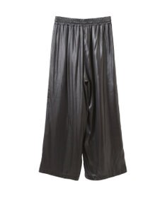 YECCA VECCA グロッシーコーティングサテンパンツ