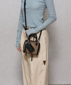 style code 【Ungrid/アングリッド】ケースチャーム付　チェックコンビ ミニボストンバッグ