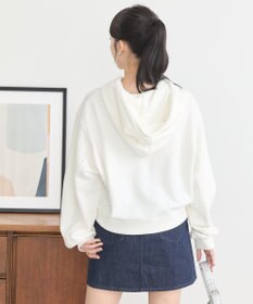 earth music&ecology Ｌｅｅ×ｅ．ｍ．ａ．ｅショート丈パーカー