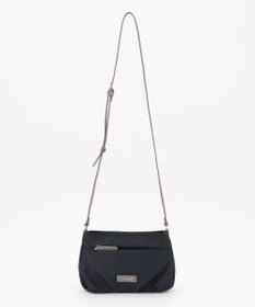 LA BAGAGERIE ポリエステルキャンバス　タックポシェット