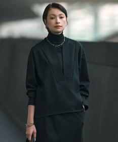 ICB パウダリーチュール ハイネックトップス