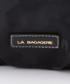 LA BAGAGERIE シャドージャカード ショルダーバッグ