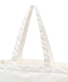 Maison de FLEUR サテンフリルスクエアトートバッグ