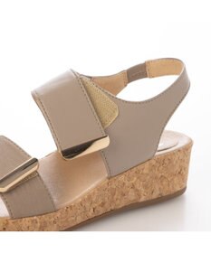 ing <ing>ダブルベルトウエッジサンダル