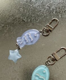 WEGO キラキラおさかなキーホルダー