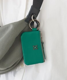 russet カラビナ付き ソフトレザーマルチケース(Z-211)