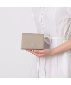 LANVIN en Bleu リュクサンブールカラー 二つ折り被せ財布