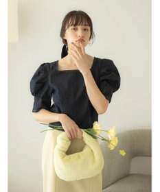 earth music&ecology パワショルスクエアネックプルオーバー