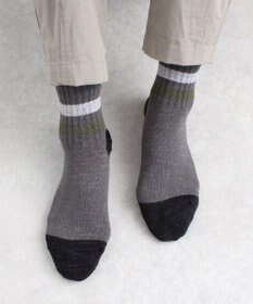 WHITE MAILS 【UNISEX】PAPER STRIPE SHORT ソックス