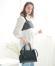 style code 【MERCURYDUO/マーキュリーデュオ】両アオリポケットサイド配色大開き開口 超軽量ハンドバッグ キーチャーム付