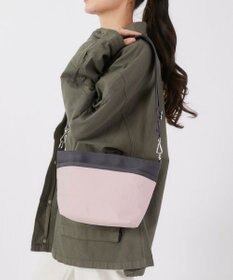 LeSportsac SMALL BUCKET BAG/ピーチブラッシュ/サンダー