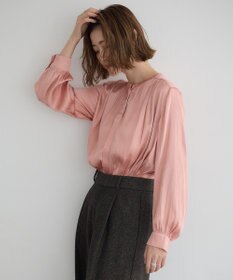 YECCA VECCA サテンギャザーブラウス