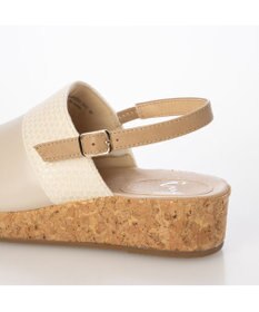 ing <ing>バックベルトウエッジサンダル